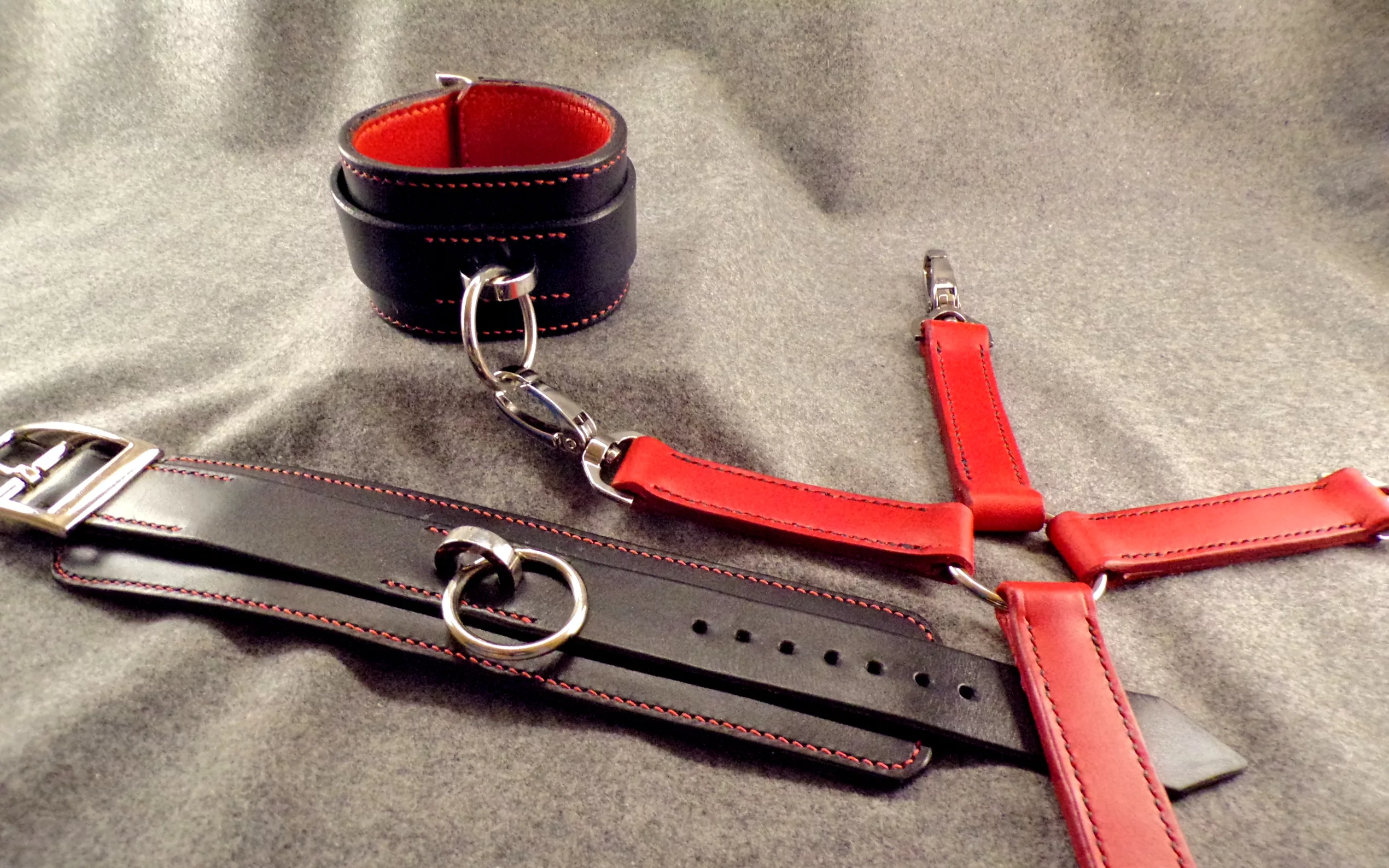 Liens de chevilles / anklecuffs – Image 4