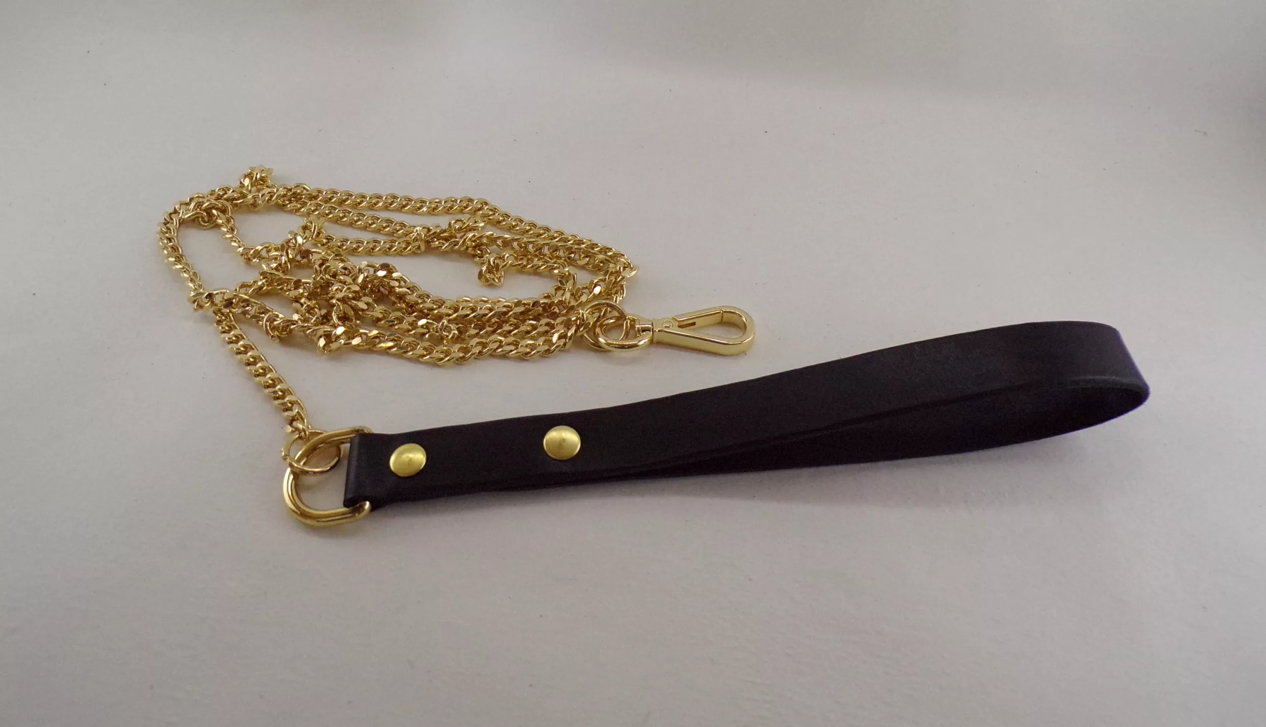 Laisse Bdsm cuir et métal – Image 3