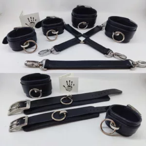 Menottes et chevilles Bdsm / Bdsm Handcuffs and anklecuffs set