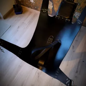 Balançoire fetish / Fetish leather sling